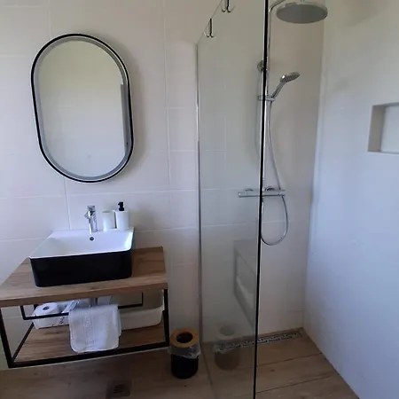Apartment With Parking Space Palit, Rab - 25235